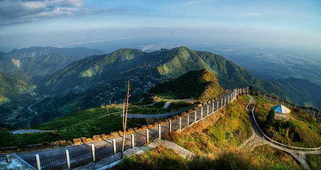 Where Tea Gardens and Mountain Views Enchant the Senses – Darjeeling